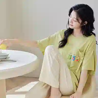 歌倩雅 薄款时尚简约圆领短袖松紧腰长裤睡衣套装 女款 淡黄