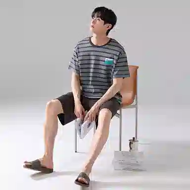 歌倩雅 舒适条纹运动风圆领短袖五分裤睡衣套装 男款 灰色