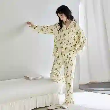 歌倩雅 翻领时尚休闲高级感长袖上衣长裤睡衣套装 女款 浅杏