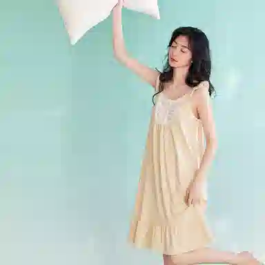 歌倩雅 凉感甜美可爱时尚中长款吊带睡裙 女款 米色