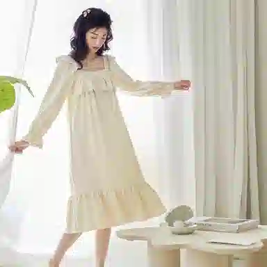 歌倩雅 纯色方领套头亲肤裸感睡裙 女款 杏色