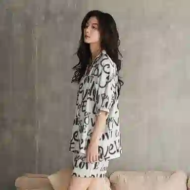 歌倩雅 翻领简约上衣松紧腰短裤睡衣套装 女款 黑白