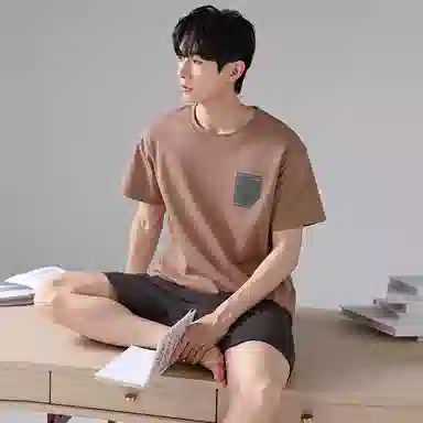歌倩雅 纯色圆领短袖五分裤运动风睡衣套装 男款 棕色