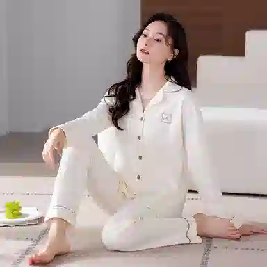 歌倩雅 高级感简约纯色翻领开衫长袖长裤舒适亲肤睡衣套装 女款 白色