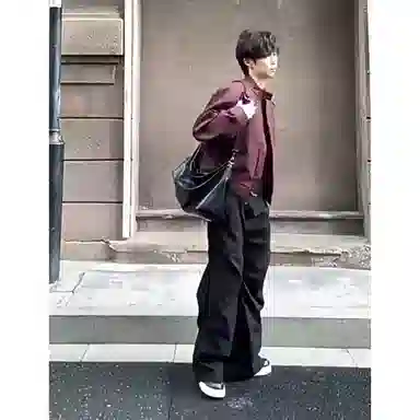 DEMAVIE vibe