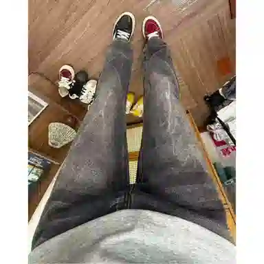 DEMAVIE vibe