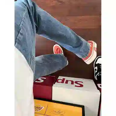 DEMAVIE