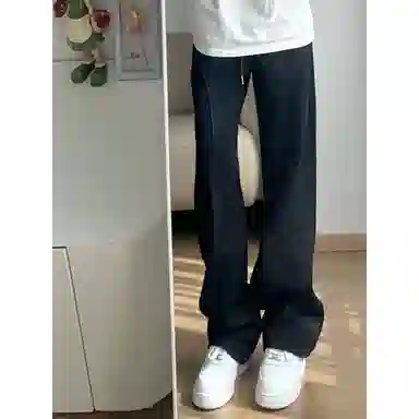 DEMAVIE