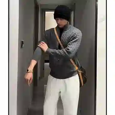 DEMAVIE OOTD