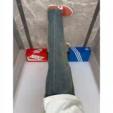 DEMAVIE