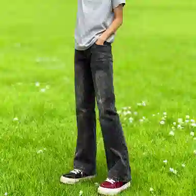 DEMAVIE vibe