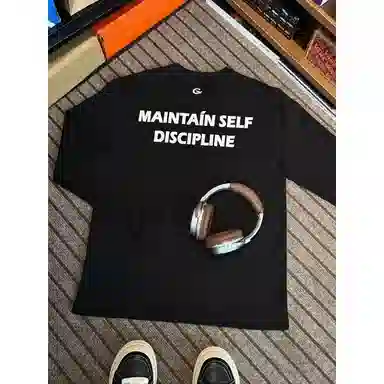 DEMAVIE T