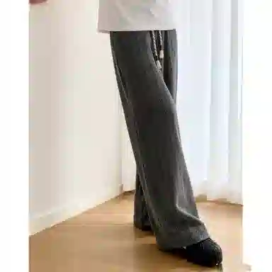 DEMAVIE ins