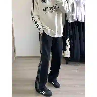DEMAVIE