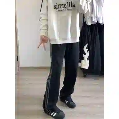 DEMAVIE