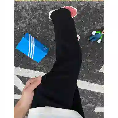 DEMAVIE