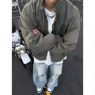 DEMAVIE bomber
