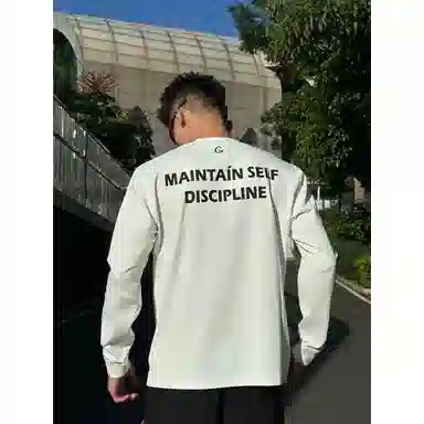 DEMAVIE T