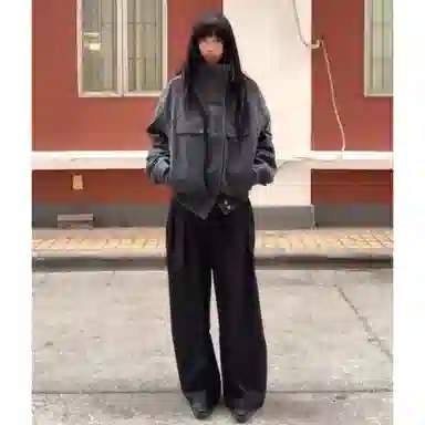 DEMAVIE vibe