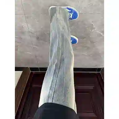 DEMAVIE vibe