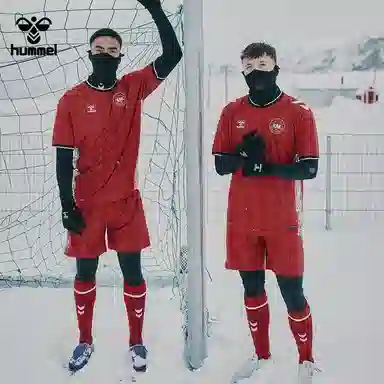 hummel 2025