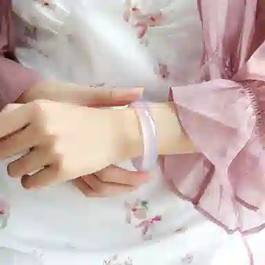 LILYLOTTY ins