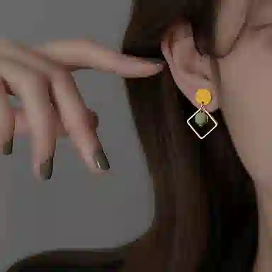 LILYLOTTY ins