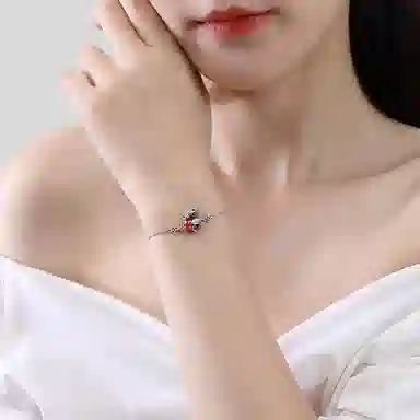 LILYLOTTY ins