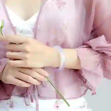 LILYLOTTY ins