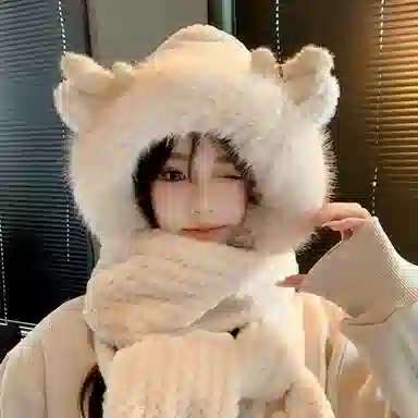 钓鱼熊 【秋冬必备】可爱冬天小鹿角毛茸茸保暖护耳三件套双层加厚围巾手套一 体 聚酯纤维 斗篷帽 男女同款情侣款