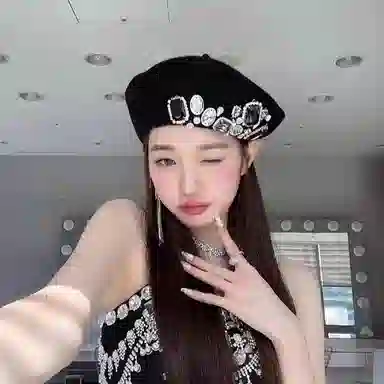 钓鱼熊 重工水钻百搭羊毛呢时尚保暖画家帽百搭显脸小 聚酯纤维 贝雷帽 男女同款情侣款