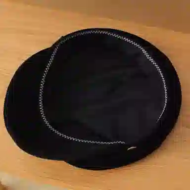 钓鱼熊 氛围感日系复古显脸小英伦平顶法式 聚酯纤维 贝雷帽 男女同款情侣款