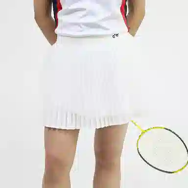 YONEX