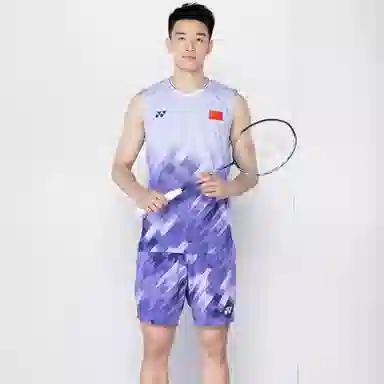 YONEX
