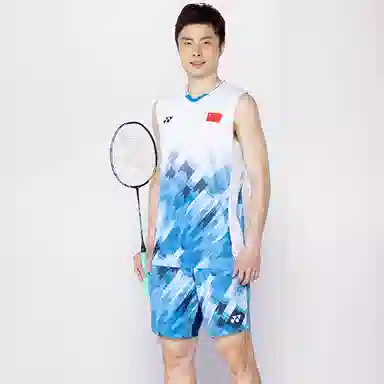 YONEX