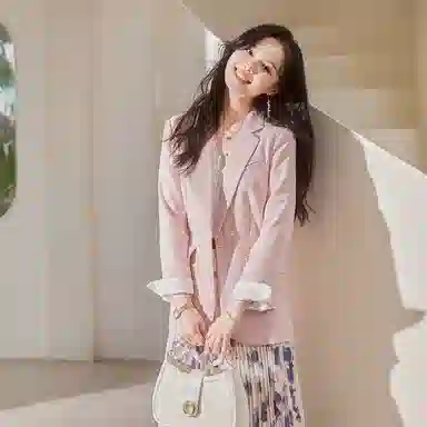 VICTORIA&VERA Spring Embroidered Blazer