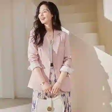 VICTORIA&VERA Spring Embroidered Blazer