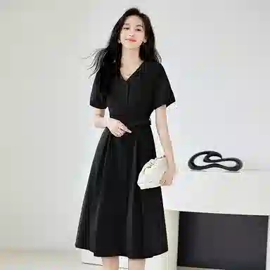 VICTORIA&VERA V-Neck Tie Waist Dress