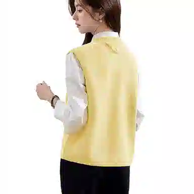 VICTORIAVERA MIU2025V