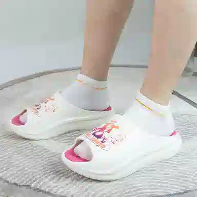 Li-Ning x League of Legends Pool Party Slides