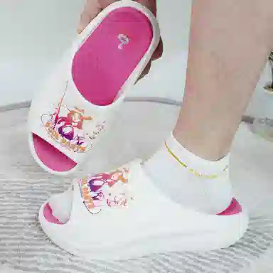 Li-Ning x League of Legends Pool Party Slides