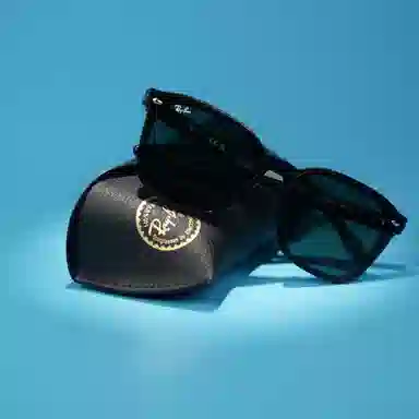 Ray-Ban
