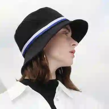 PIERRE CARDIN logo