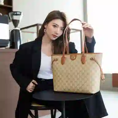 Pierre Cardin Classic Tote Bag