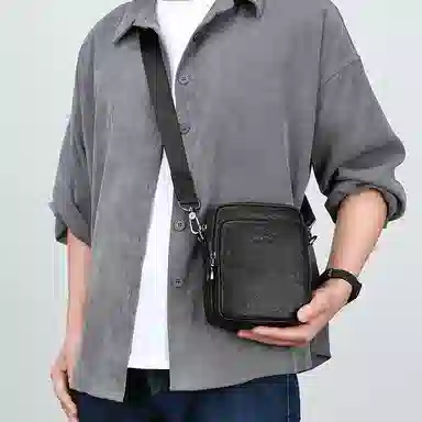 Jaguar Men's Leather Shoulder Bag Black