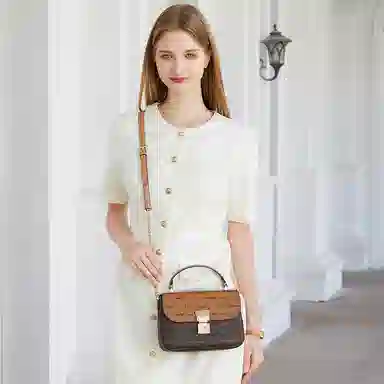 PIERRE CARDIN PVC