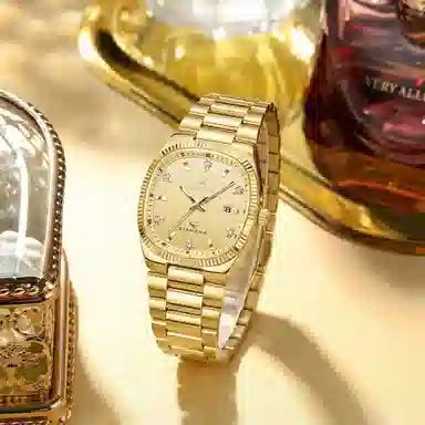 梦特娇 小众潮流时尚高颜值商务休闲百搭 石英机芯 钢表带 国表 女表 白色表盘 防水夜光