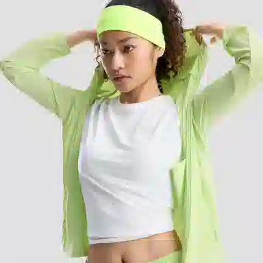 Jack Wolfskin Hooded Windbreaker