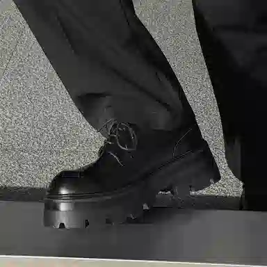 V05 Paris Derby Shoes