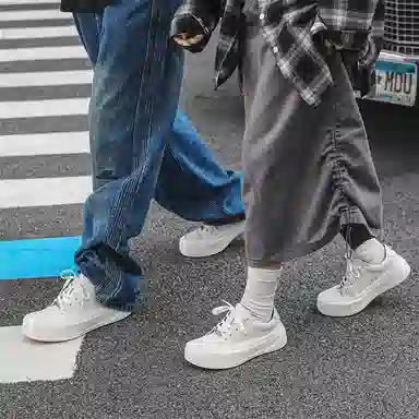 V05 Derby Shoes White